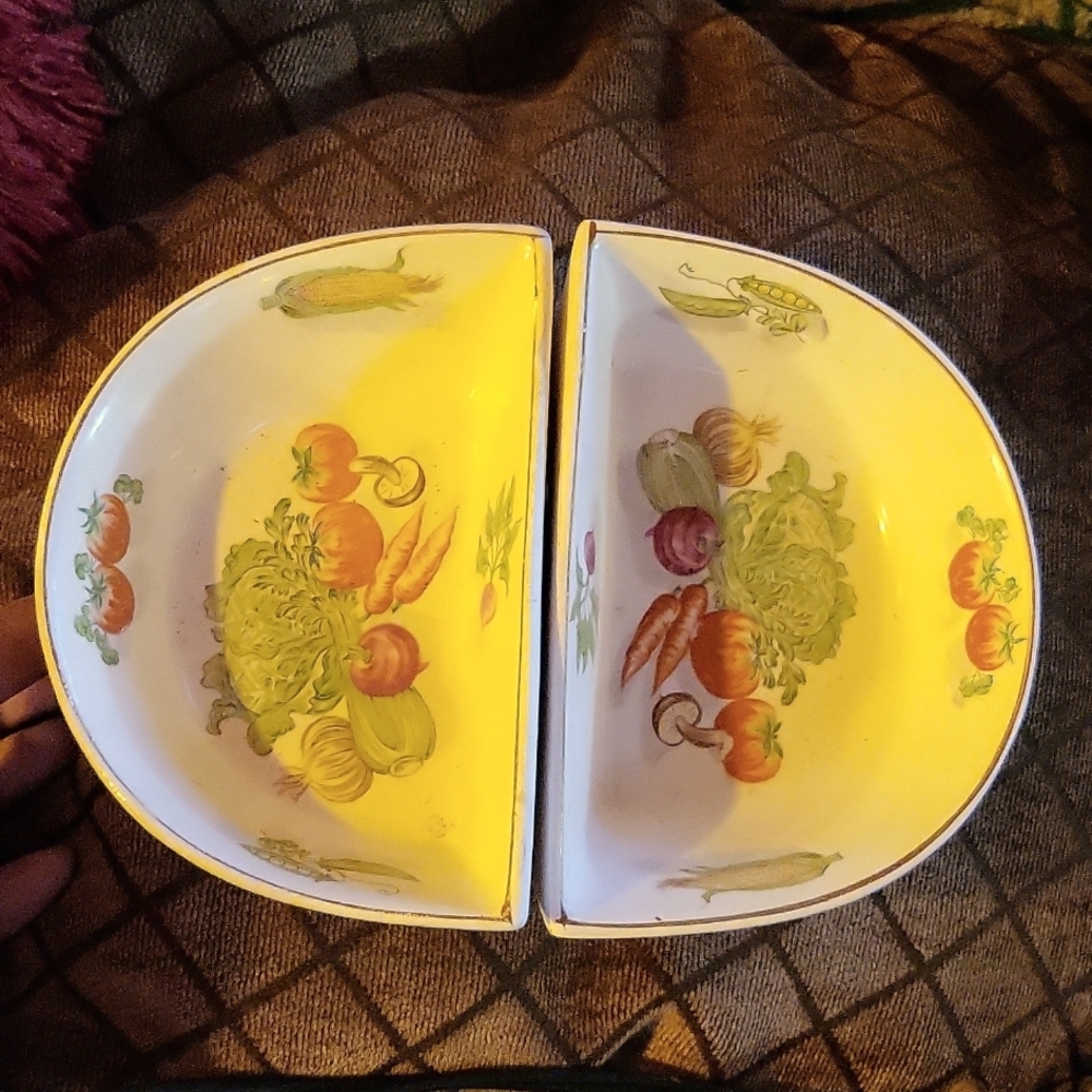 Veggie serving dishes